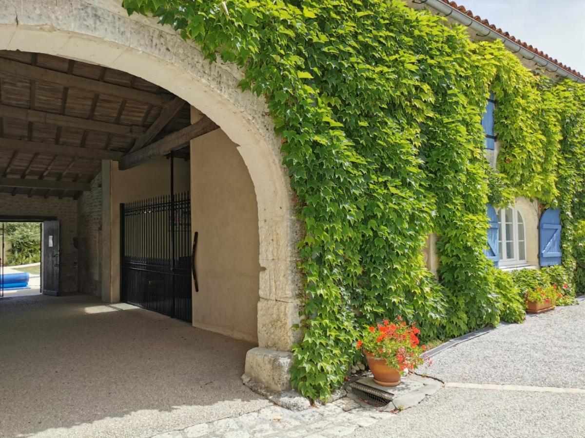L'Ancienne Distillerie Segonzac (Charente) Exterior foto